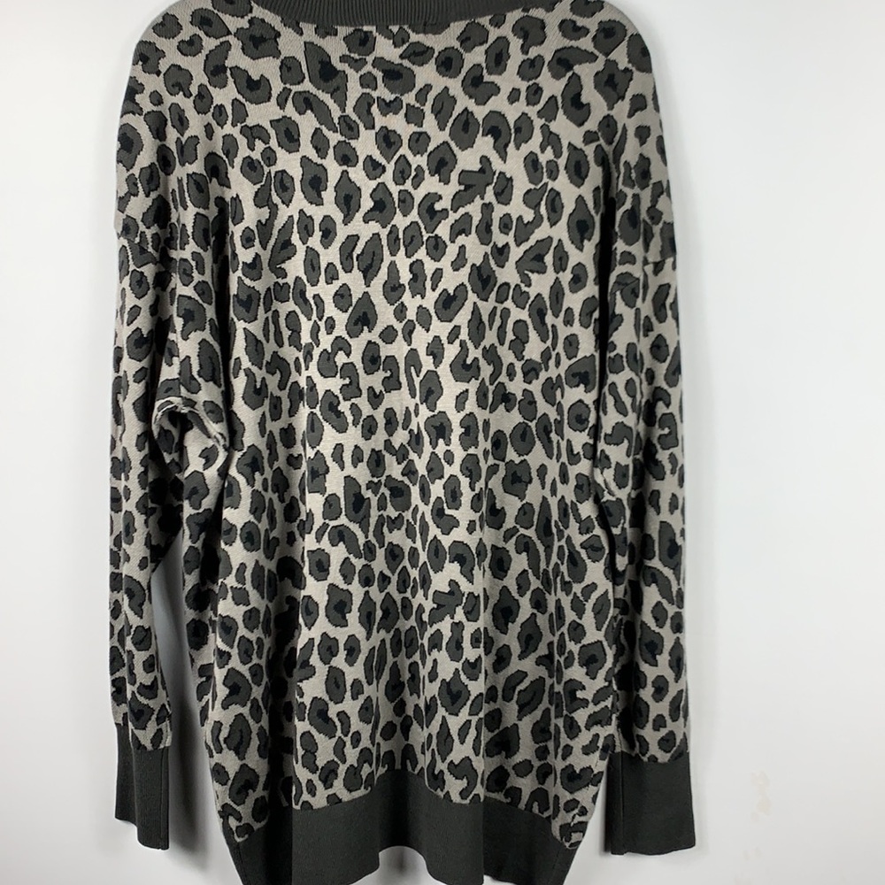 Isaac Mizrahi Super Soft Leopard Print Sweater - image 2